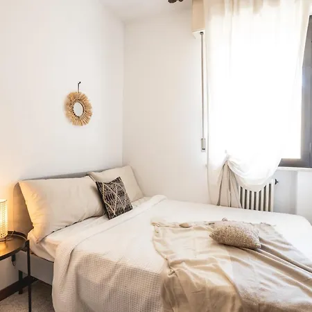 In Centro - Vicino Al Mare - Balcone - Wi Fi Apartment