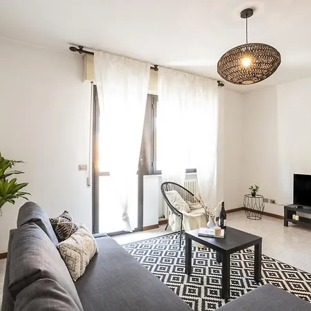 In Centro - Vicino Al Mare - Balcone - Wi Fi Apartment